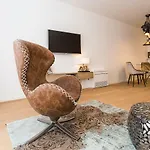 Perla Apartment *