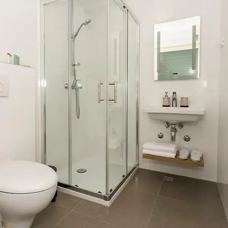 Perla Apartment Split