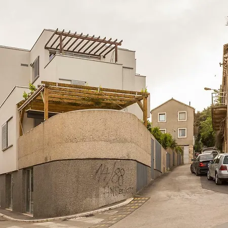 Perla Apartman *